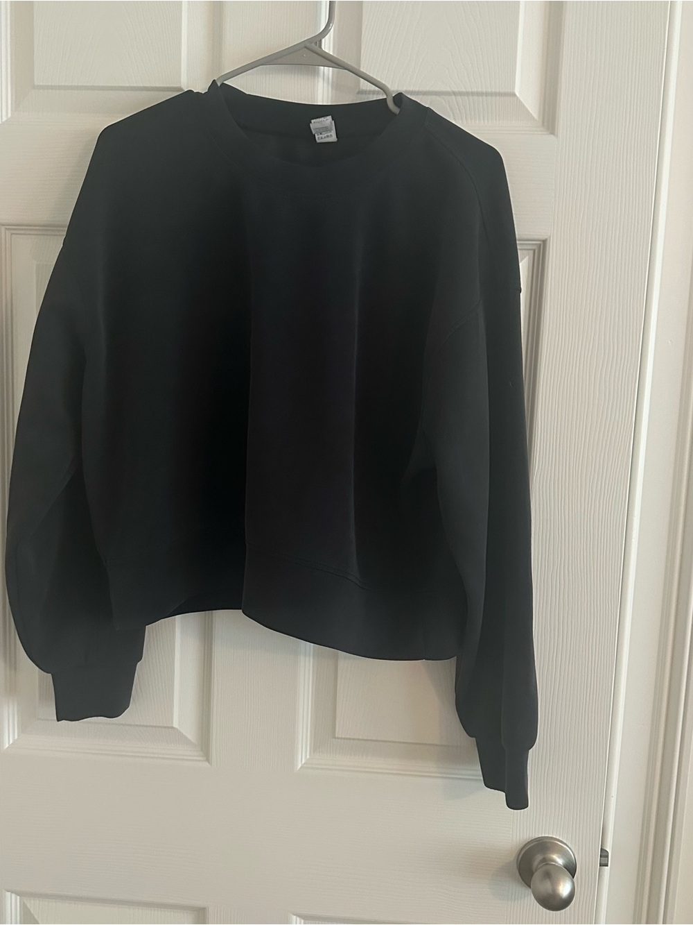 ODODOS Modal Soft Cropped Sweatshirt Black Oversized Crew Neck Size M